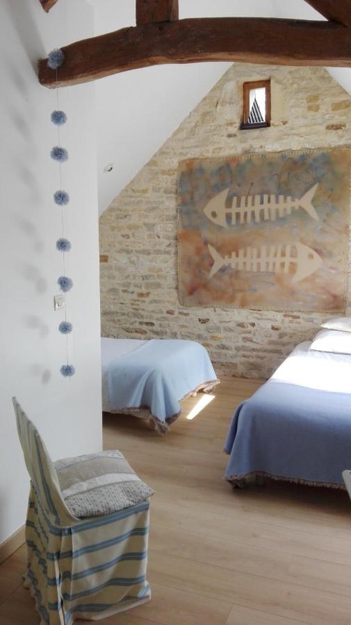 La Malposte Bed & Breakfast Reviers Exterior photo
