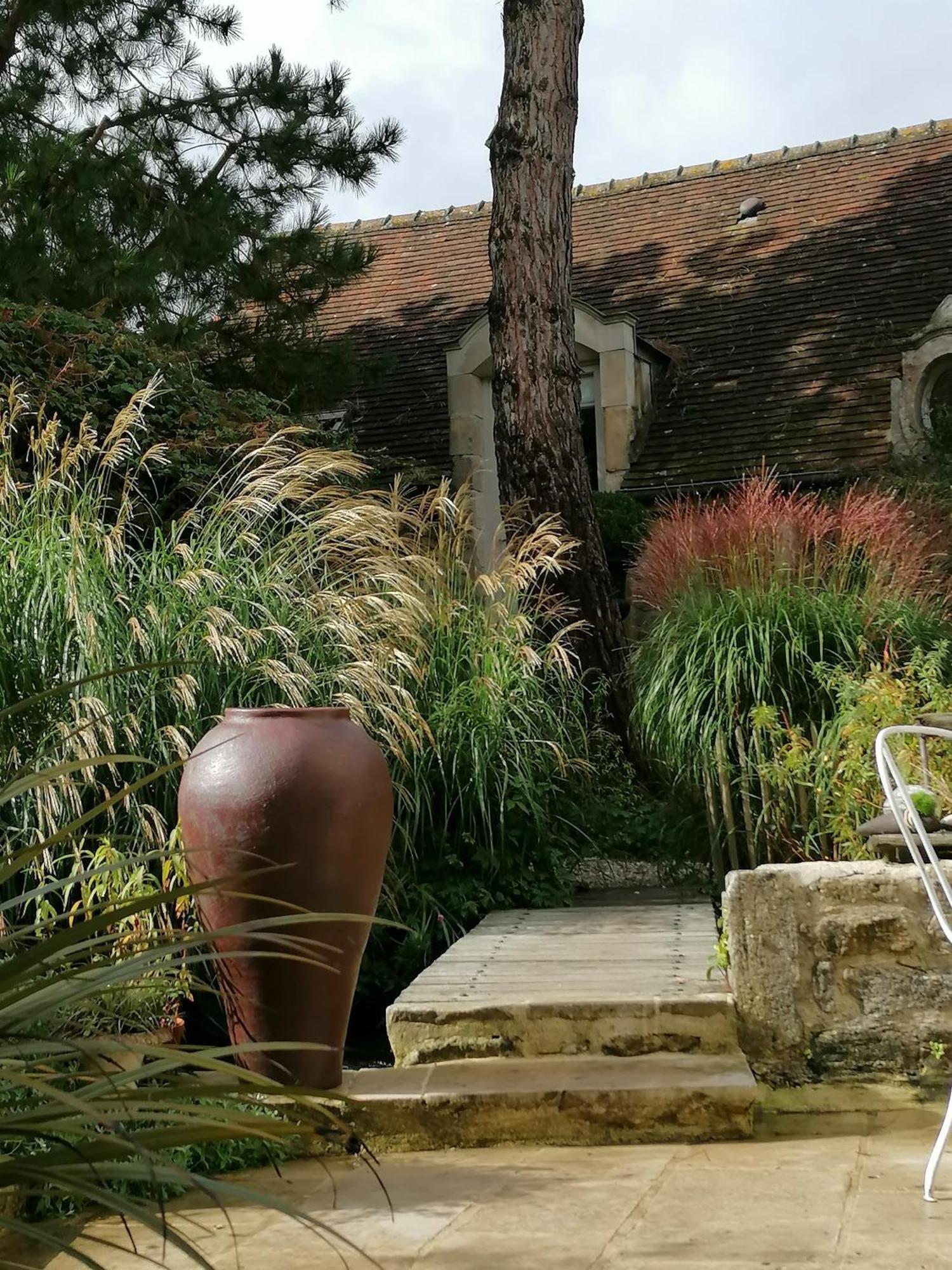 La Malposte Bed & Breakfast Reviers Exterior photo